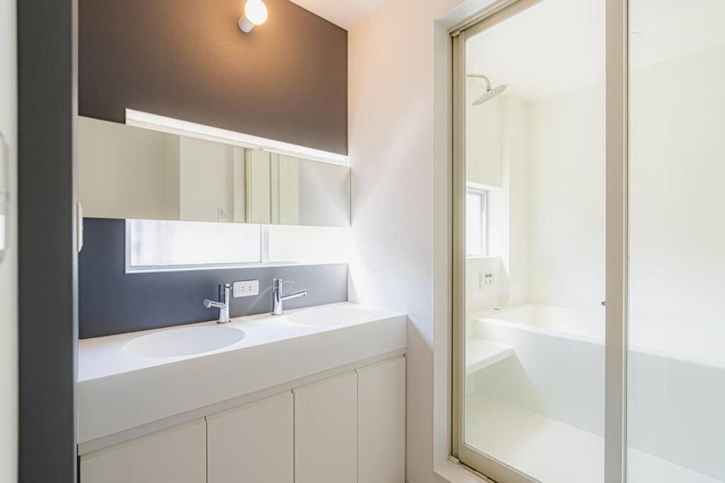 Apartment Unito Iwakaigan Manazuru